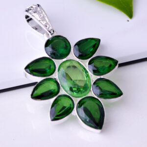 Flower Green Pendant