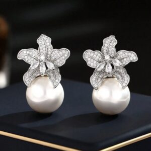 Orchid Pearl Stud